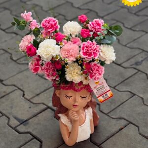 Giỏ hoa cẩm chướng mix hồng thiết kế nghệ thuật độc đáo