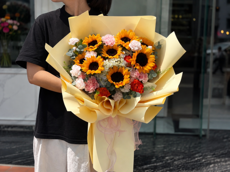 Bó hoa hướng dương kết hợp cẩm chướng rực rỡ