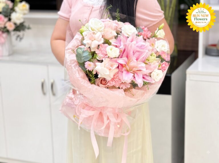 Bó hoa tone trắng hồng