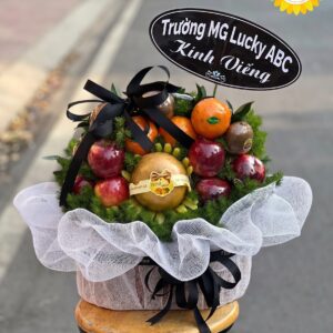 Giỏ trái cây tang lễ kết hợp lê vàng táo đỏ và cam tươi kính viếng