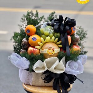 Giỏ trái cây tang lễ kết hợp lê vàng và nho xanh kính viếng