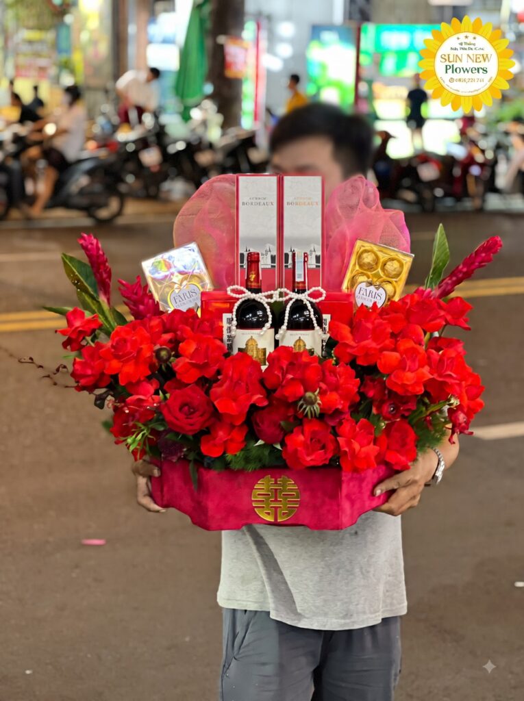 Tráp ăn hỏi rượu vang kết hợp hoa hồng đỏ sang trọng