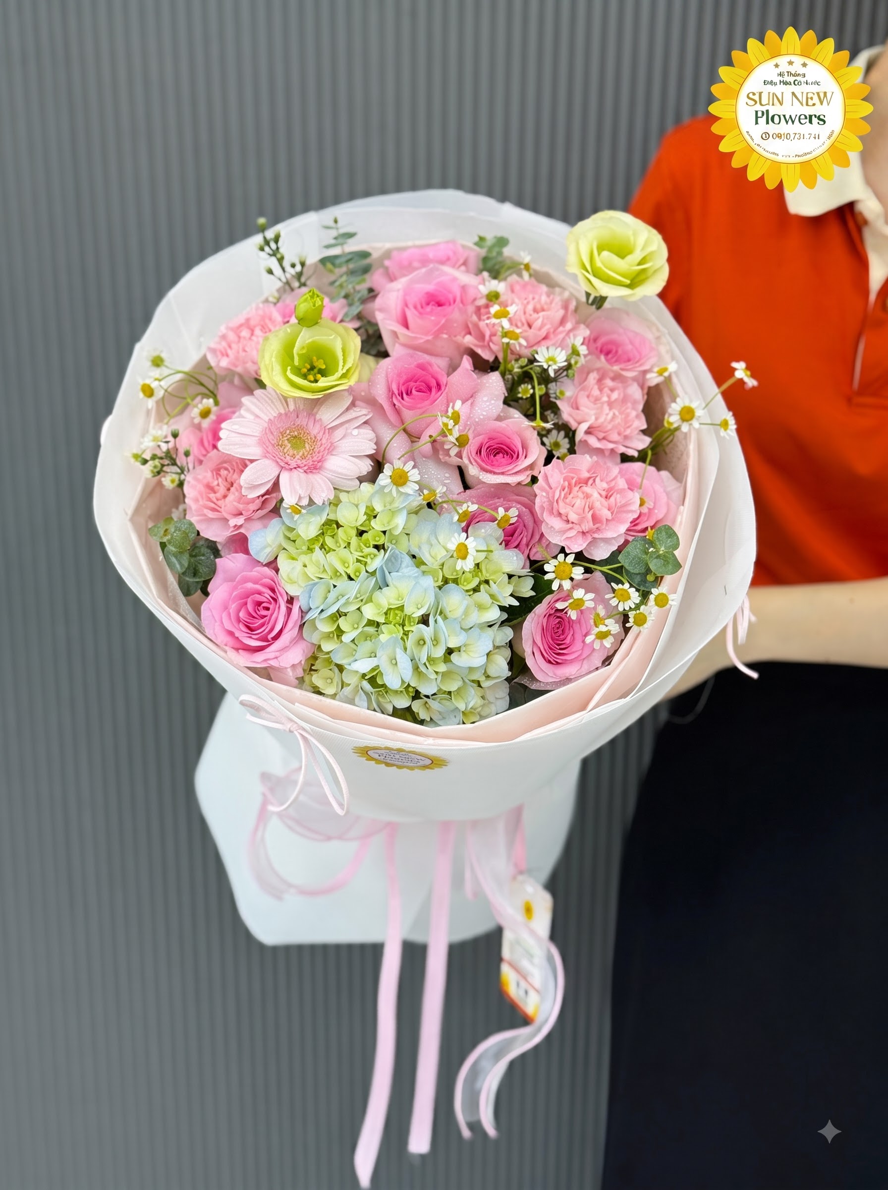 Bó hoa hồng pastel mix cẩm tú cầu và cúc tana – BH106