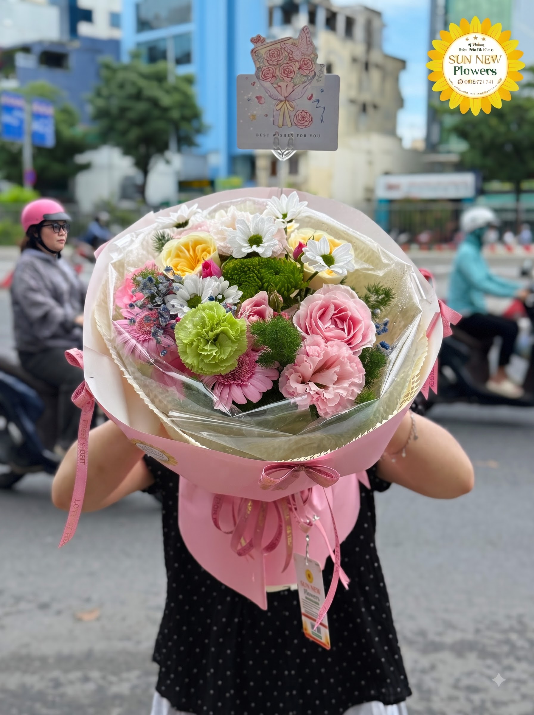 Bó hoa hồng pastel mix vàng và cúc tana tươi tắn – BH100