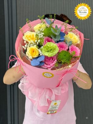Bó hoa hồng vàng mix hồng pastel và cẩm chướng – BH102