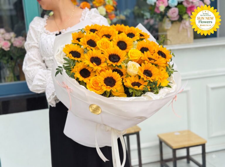 Bó hoa hướng dương khai giảng