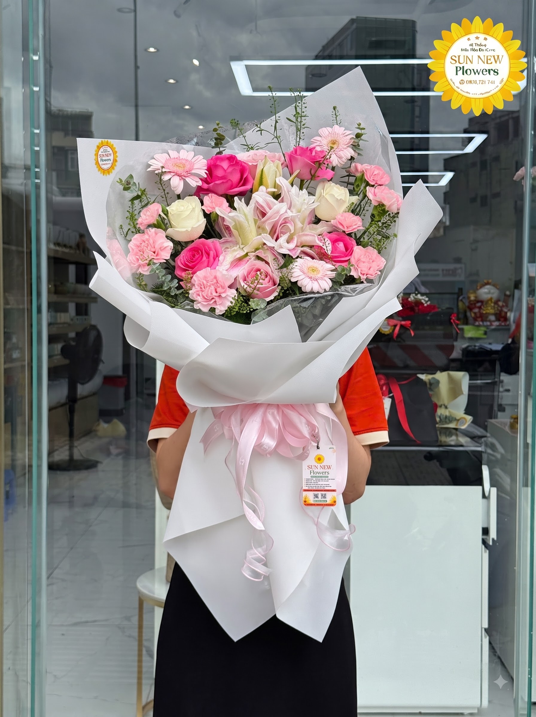 Bó hoa ly trắng hồng mix hoa hồng và cúc đồng tiền – BH111