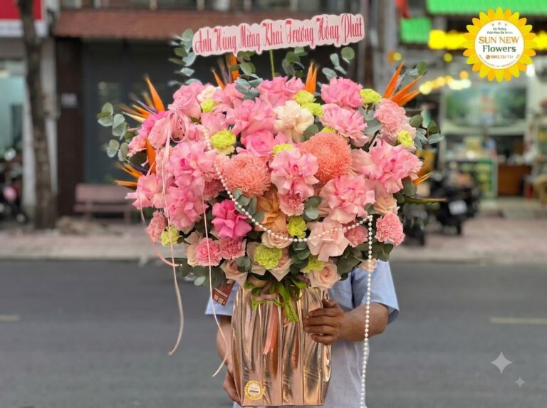 Giỏ hoa hồng phấn mix thiên điểu chúc mừng khai trương