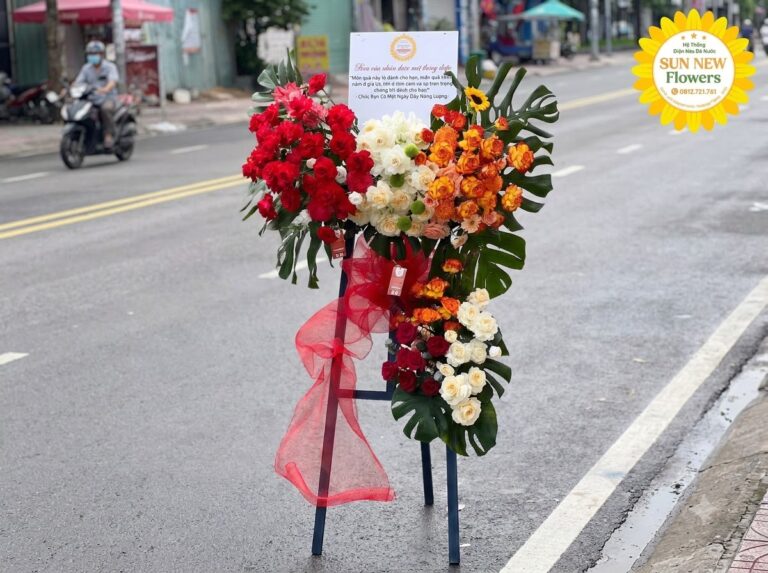 Kệ hoa chúc mừng mini